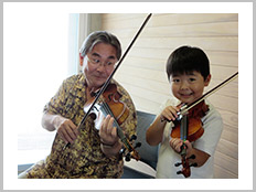 ヴァイオリンレッスン受講風景